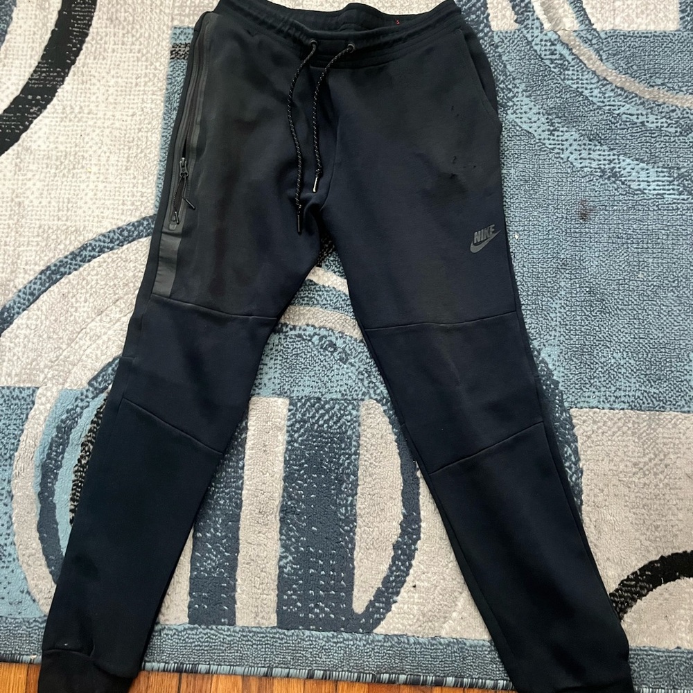 Nike tech Black Joggers